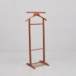546385 Valet stand